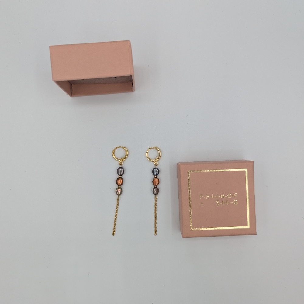 NWT Friihof +Siig gold accent earrings - Denmark Gift